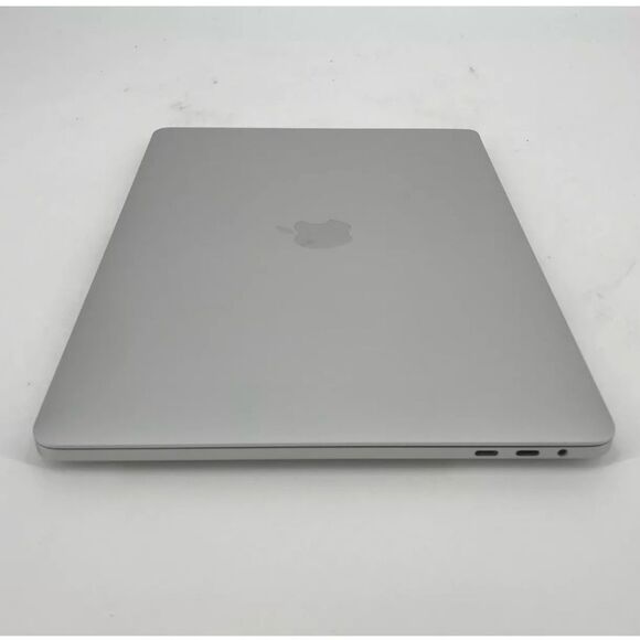 - MacBook Pro 13" 2020 512GB SSD - Silver - Picture 6 of 13